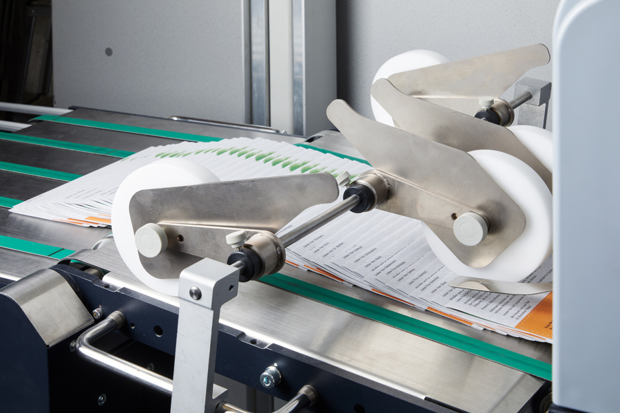 Standard-Endverarbeitung Faltflyer
