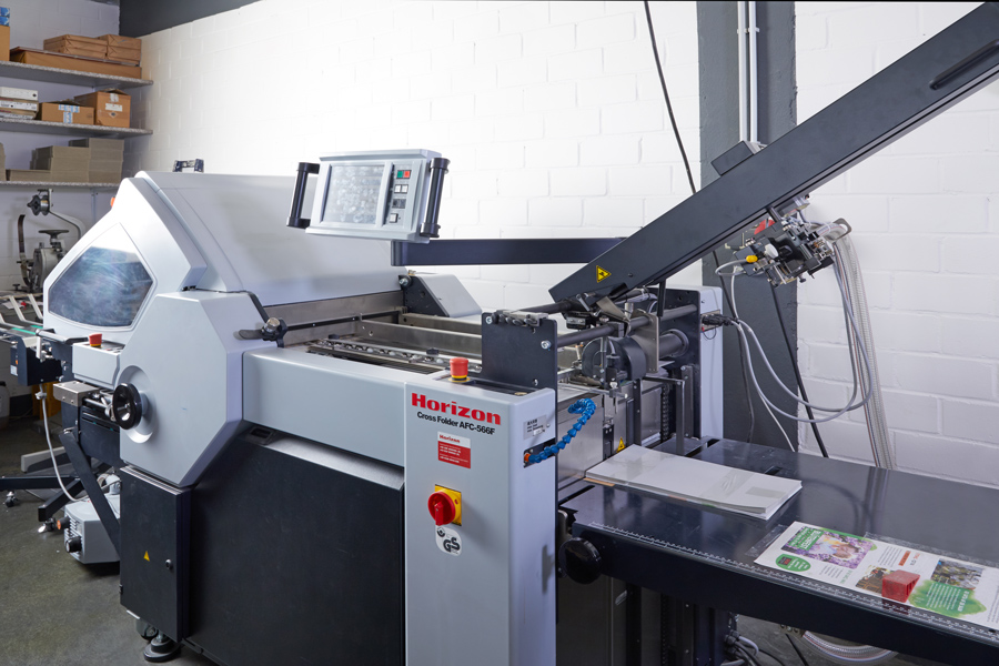 Standard-Endverarbeitung Falzmaschine