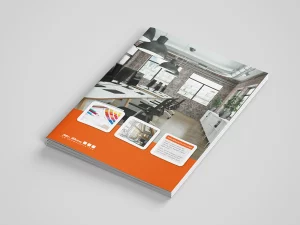 Moderne Broschüre Mit Orangefarbenem Akzent, Büroeinrichtung Im Loft-Stil Und Designbeispielen Auf Dem Cover – Druckerei Hemmersbach